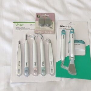 Cricut Weeding Tool Set - White and Gray sealed